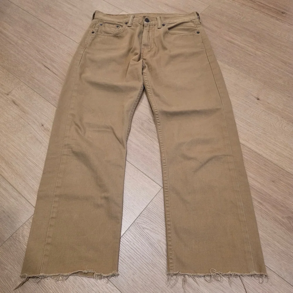 Levis 505 Regular Fit Tan Khaki Jeans Mens 30x25 Raw Hem Frayed 100% Cotton